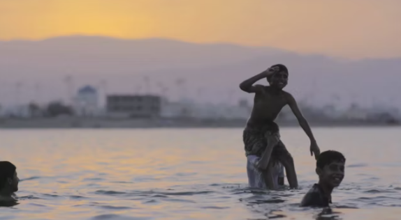 Oman F1 Showrun Story Clip